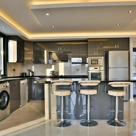 Uzumlu Village 3 Bedroom Luxury With Private Pool *