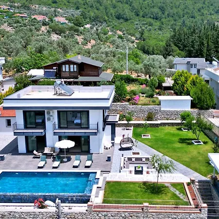 Uzumlu Village 3 Bedroom Luxury With Private Pool * フェティエ