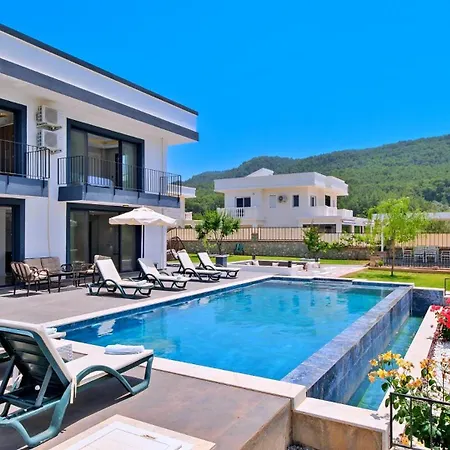 ヴィラ Uzumlu Village 3 Bedroom Luxury With Private Pool