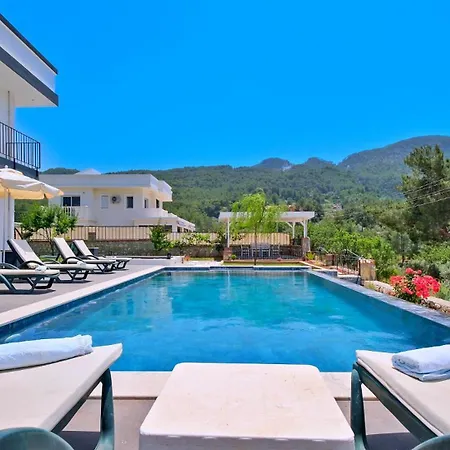 Vilă Fethiye Uzumlu Village 3 Bedroom Luxury Villa With Private Pool